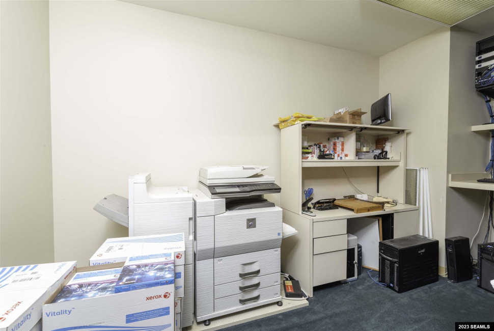 426 Main Street, Ketchikan, Alaska 99901-9999, ,Office/warehouse,Commercial/industrial,Main Street,23313