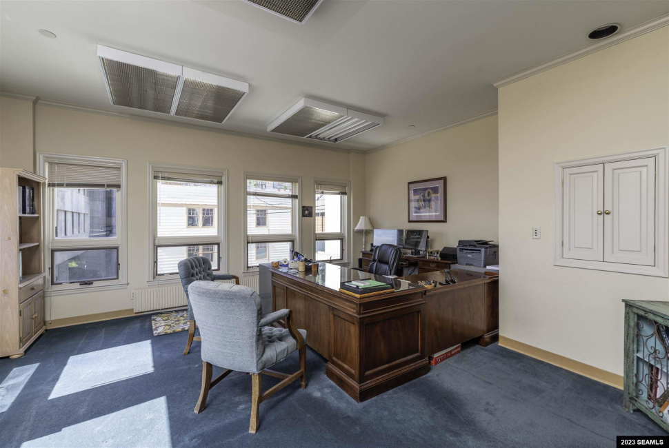 426 Main Street, Ketchikan, Alaska 99901-9999, ,Office/warehouse,Commercial/industrial,Main Street,23313