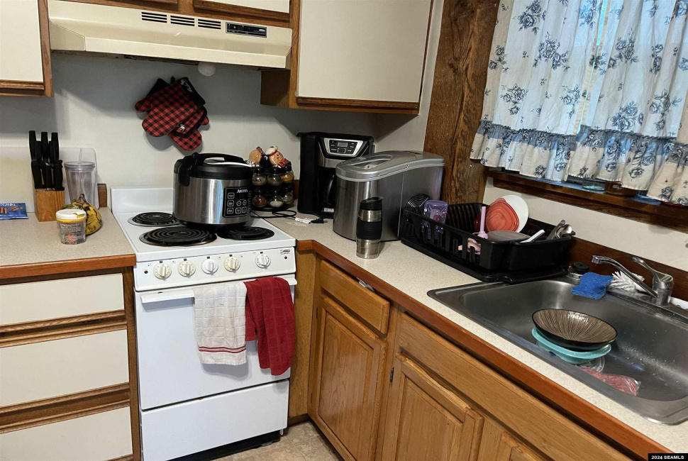 772 Amundsen Way, Ketchikan, Alaska 99901-9629, ,Four Plex,Multifamily,Amundsen Way,24083