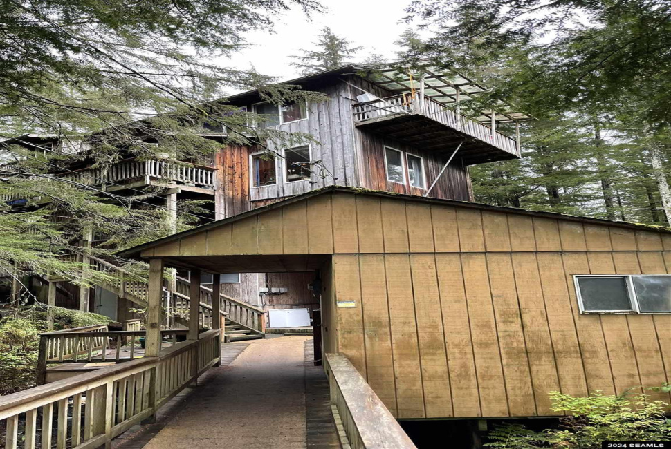 772 Amundsen Way, Ketchikan, Alaska 99901-9629, ,Four Plex,Multifamily,Amundsen Way,24083