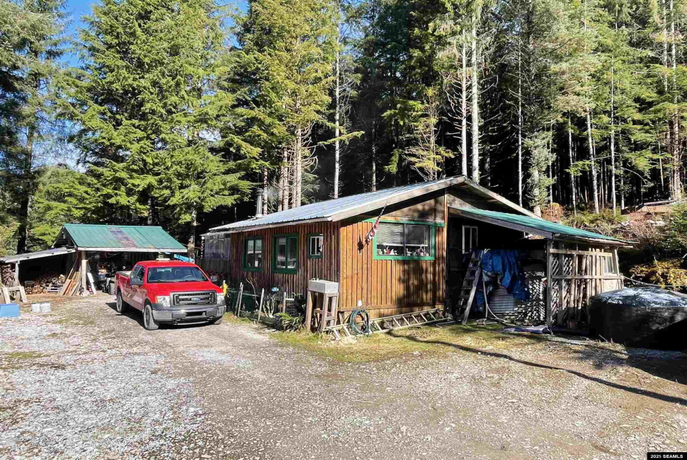 L1B9 Huckleberry Circle, Naukati Bay, 99950, 5 Bedrooms Bedrooms, ,2 BathroomsBathrooms,Single Family,Residential,Huckleberry Circle,25265