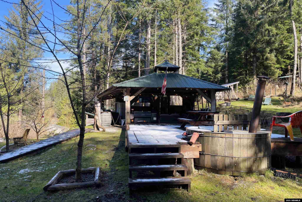 L1B9 Huckleberry Circle, Naukati Bay, 99950, 5 Bedrooms Bedrooms, ,2 BathroomsBathrooms,Single Family,Residential,Huckleberry Circle,25265