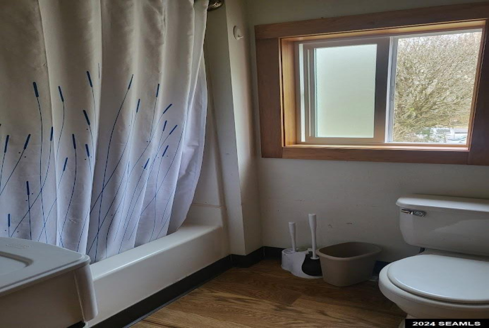 1123/1125 Woodland Avenue, Ketchikan, Alaska 99901, ,Duplex,Multifamily,Woodland Avenue,24190