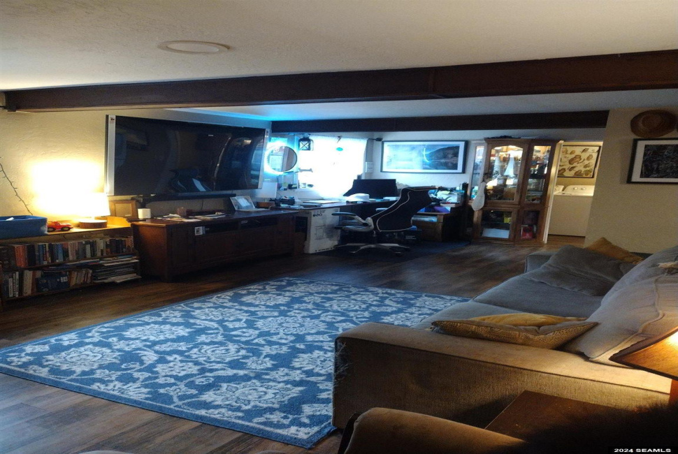 1123/1125 Woodland Avenue, Ketchikan, Alaska 99901, ,Duplex,Multifamily,Woodland Avenue,24190