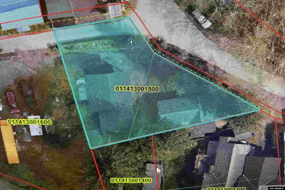 930-936 Freeman Street, Ketchikan, Alaska 99901, 0 , 0 ,0,Triplex,Multifamily,Freeman Street,0,25325