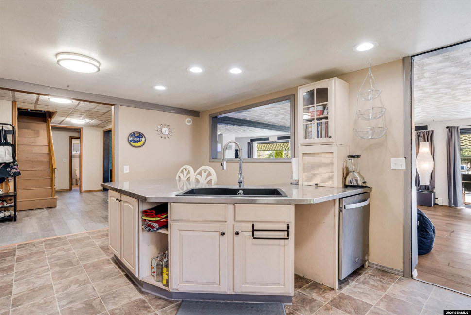 5526 Tongass Hwy., Ketchikan, 99901, 4 Bedrooms Bedrooms, 0 ,2 BathroomsBathrooms,Single Family,Residential,Tongass Hwy.,0,25365