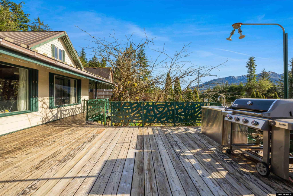 5526 Tongass Hwy., Ketchikan, 99901, 4 Bedrooms Bedrooms, 0 ,2 BathroomsBathrooms,Single Family,Residential,Tongass Hwy.,0,25365