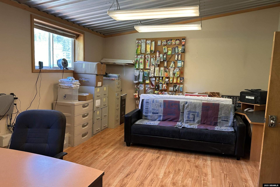 UNIT 106, TOTEM Mud Bay Road, Ketchikan, Alaska 99901, ,Office/warehouse,Commercial/industrial,Mud Bay Road,25443
