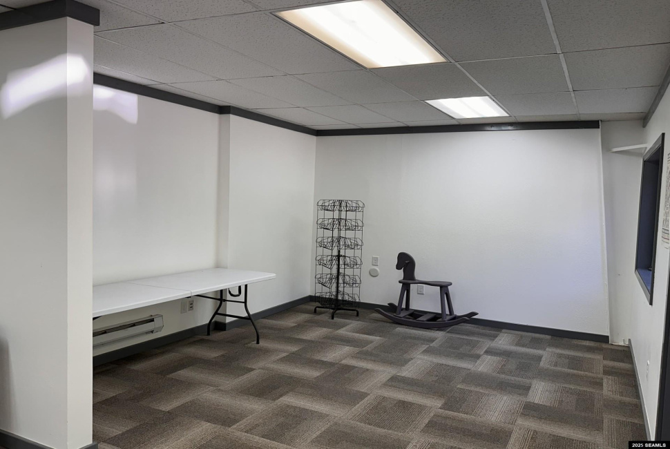 UNIT 106, TOTEM Mud Bay Road, Ketchikan, Alaska 99901, ,Office/warehouse,Commercial/industrial,Mud Bay Road,25443