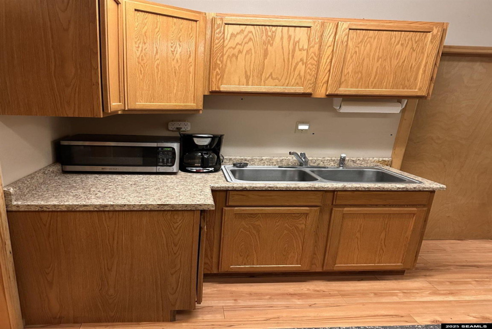 UNIT 106, TOTEM Mud Bay Road, Ketchikan, Alaska 99901, ,Office/warehouse,Commercial/industrial,Mud Bay Road,25443