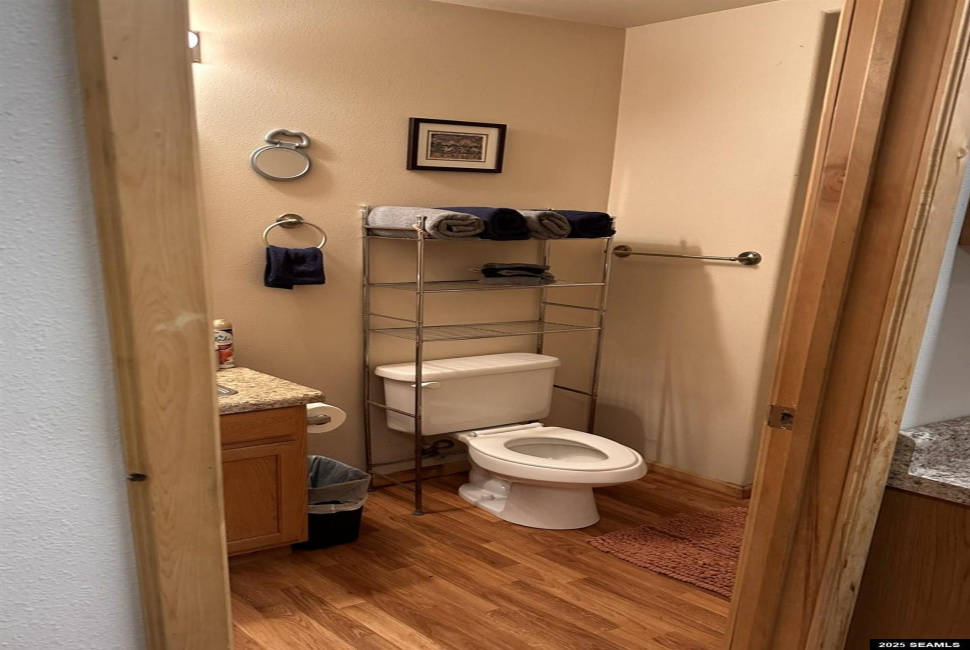 UNIT 106, TOTEM Mud Bay Road, Ketchikan, Alaska 99901, ,Office/warehouse,Commercial/industrial,Mud Bay Road,25443