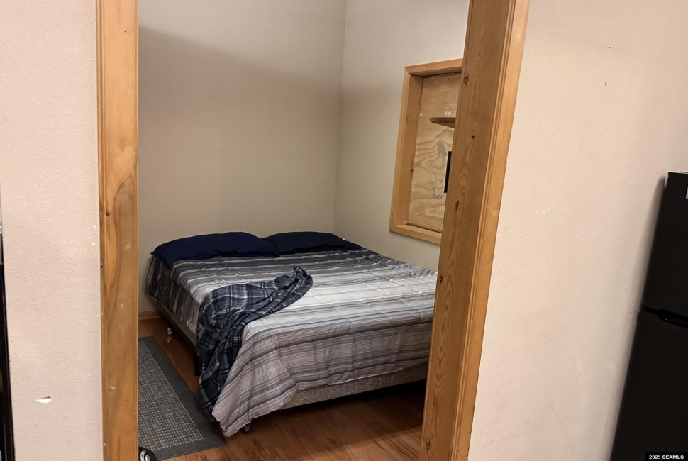 UNIT 106, TOTEM Mud Bay Road, Ketchikan, Alaska 99901, ,Office/warehouse,Commercial/industrial,Mud Bay Road,25443