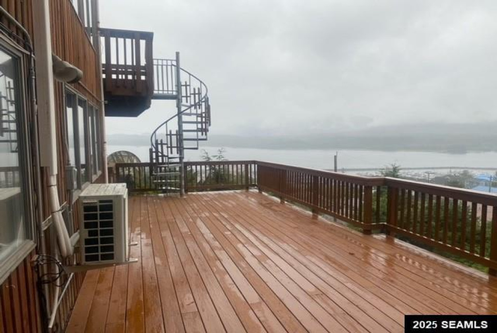 2411 Sixth Avenue, Ketchikan, 99901-0000, 4 Bedrooms Bedrooms, ,2 BathroomsBathrooms,Single Family,Residential,Sixth Avenue,25486
