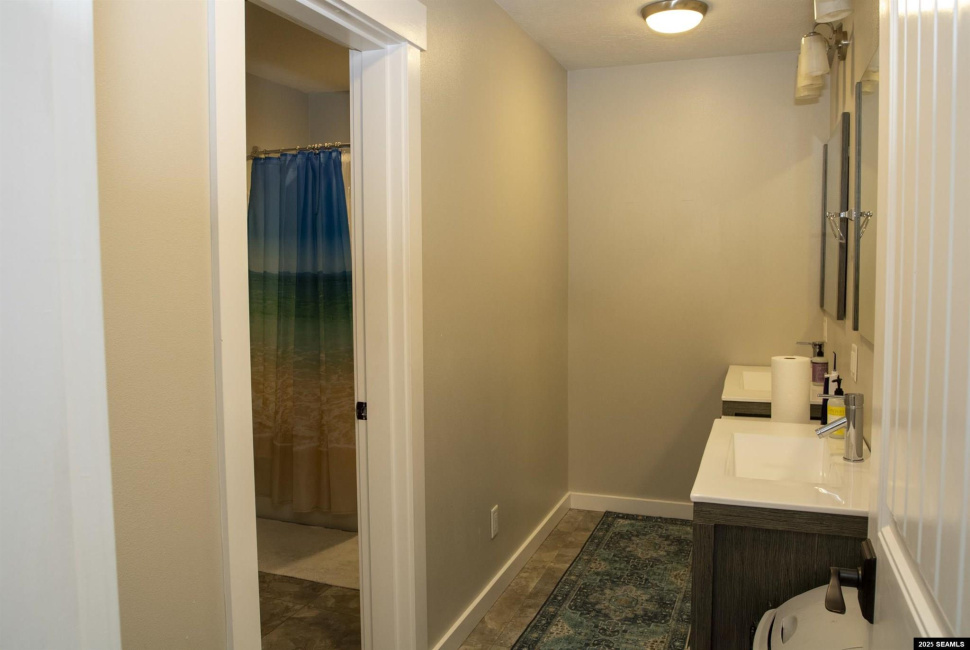 1402 Pond Reef Road, Ketchikan, 99901, 7 Bedrooms Bedrooms, ,5 BathroomsBathrooms,Single Family,Residential,Pond Reef Road,25493