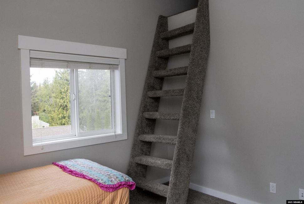 1402 Pond Reef Road, Ketchikan, 99901, 7 Bedrooms Bedrooms, ,5 BathroomsBathrooms,Single Family,Residential,Pond Reef Road,25493
