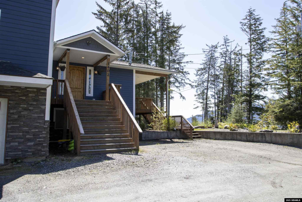 1402 Pond Reef Road, Ketchikan, 99901, 7 Bedrooms Bedrooms, ,5 BathroomsBathrooms,Single Family,Residential,Pond Reef Road,25493