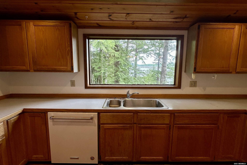 4943 Tongass Hwy., Ketchikan, 99901, 3 Bedrooms Bedrooms, 0 ,2 BathroomsBathrooms,Single Family,Residential,Tongass Hwy.,0,25581