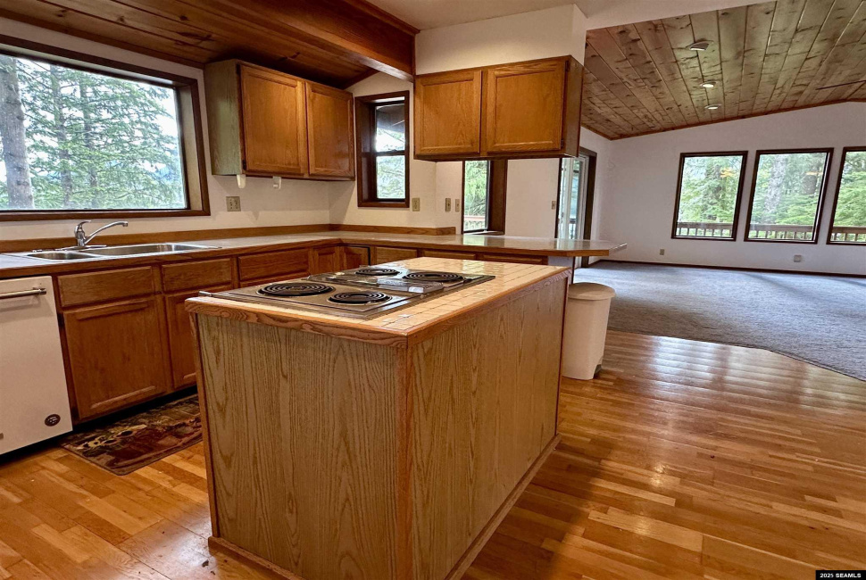 4943 Tongass Hwy., Ketchikan, 99901, 3 Bedrooms Bedrooms, 0 ,2 BathroomsBathrooms,Single Family,Residential,Tongass Hwy.,0,25581
