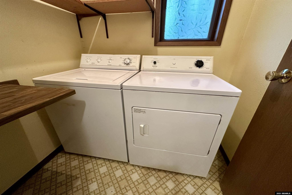4943 Tongass Hwy., Ketchikan, 99901, 3 Bedrooms Bedrooms, 0 ,2 BathroomsBathrooms,Single Family,Residential,Tongass Hwy.,0,25581