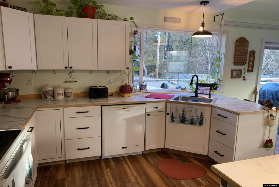 403 Rainy Lane, Thorne Bay, 99919, 3 Bedrooms Bedrooms, 0 ,1 BathroomBathrooms,Single Family,Residential,Rainy Lane,0,25676