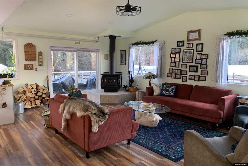 403 Rainy Lane, Thorne Bay, 99919, 3 Bedrooms Bedrooms, 0 ,1 BathroomBathrooms,Single Family,Residential,Rainy Lane,0,25676