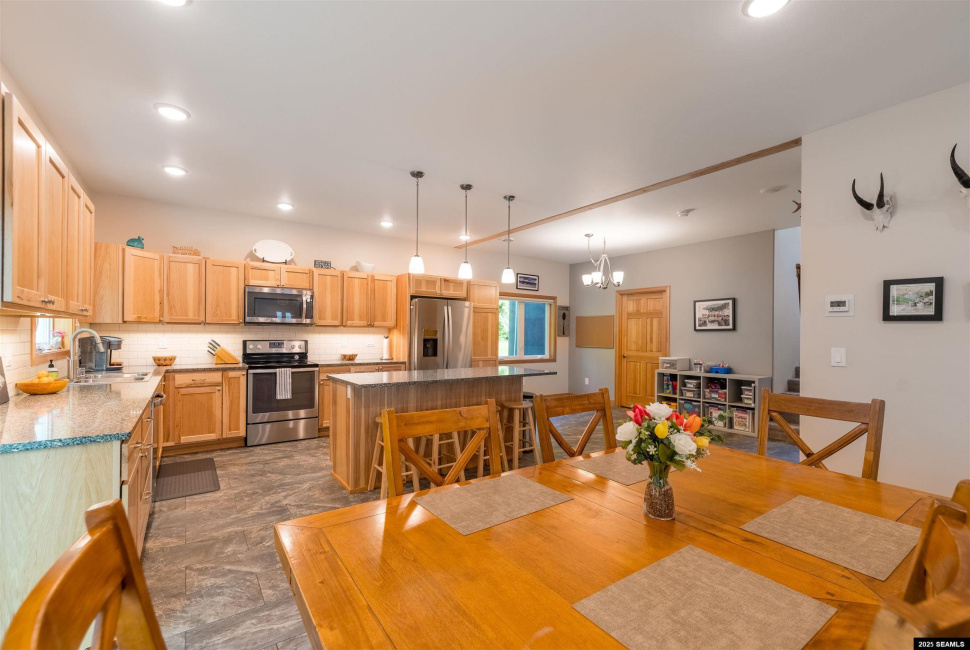 12101 Elderberry Lane, Ketchikan, 99901, 4 Bedrooms Bedrooms, 0 ,2 BathroomsBathrooms,Single Family,Residential,Elderberry Lane,0,25745