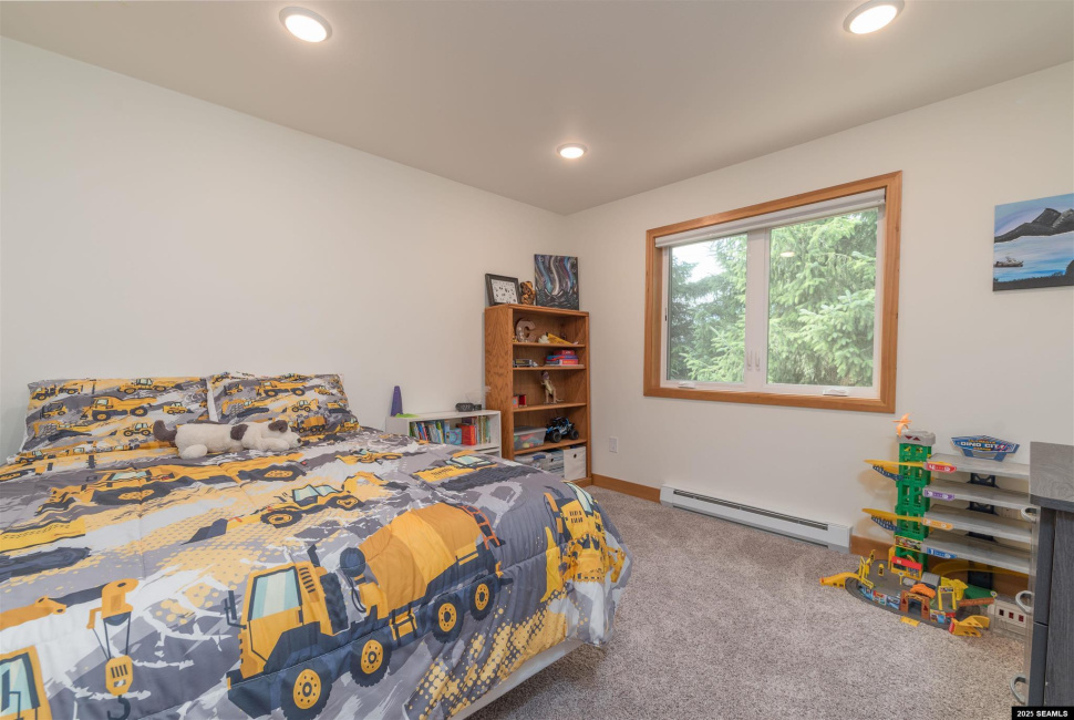 12101 Elderberry Lane, Ketchikan, 99901, 4 Bedrooms Bedrooms, 0 ,2 BathroomsBathrooms,Single Family,Residential,Elderberry Lane,0,25745