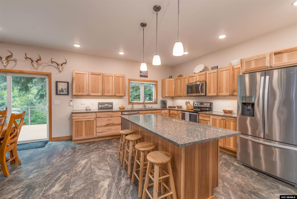 12101 Elderberry Lane, Ketchikan, 99901, 4 Bedrooms Bedrooms, 0 ,2 BathroomsBathrooms,Single Family,Residential,Elderberry Lane,0,25745