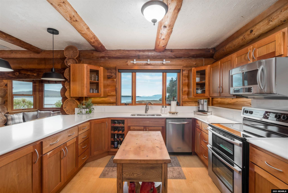 10413 Point Susan Road, Ketchikan, 99901, 4 Bedrooms Bedrooms, 0 ,4 BathroomsBathrooms,Single Family,Residential,Point Susan Road,0,25756