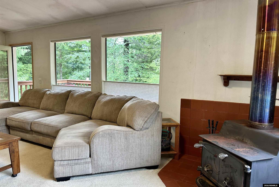 1350 Woodside Drive, Ketchikan, 99901, 2 Bedrooms Bedrooms, 0 ,1 BathroomBathrooms,Single Family,Residential,Woodside Drive,0,24531