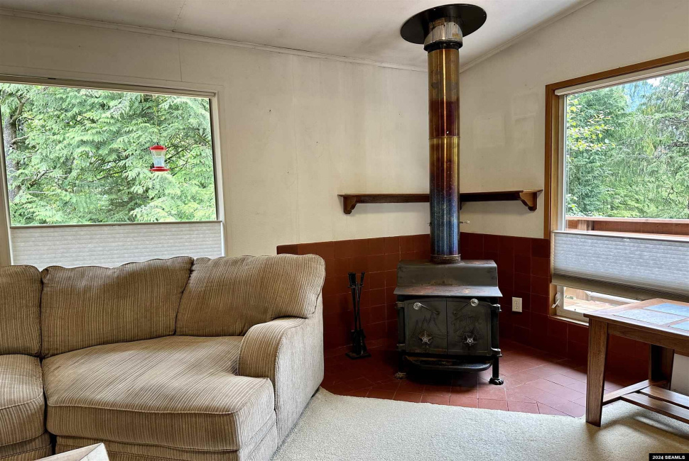 1350 Woodside Drive, Ketchikan, 99901, 2 Bedrooms Bedrooms, 0 ,1 BathroomBathrooms,Single Family,Residential,Woodside Drive,0,24531