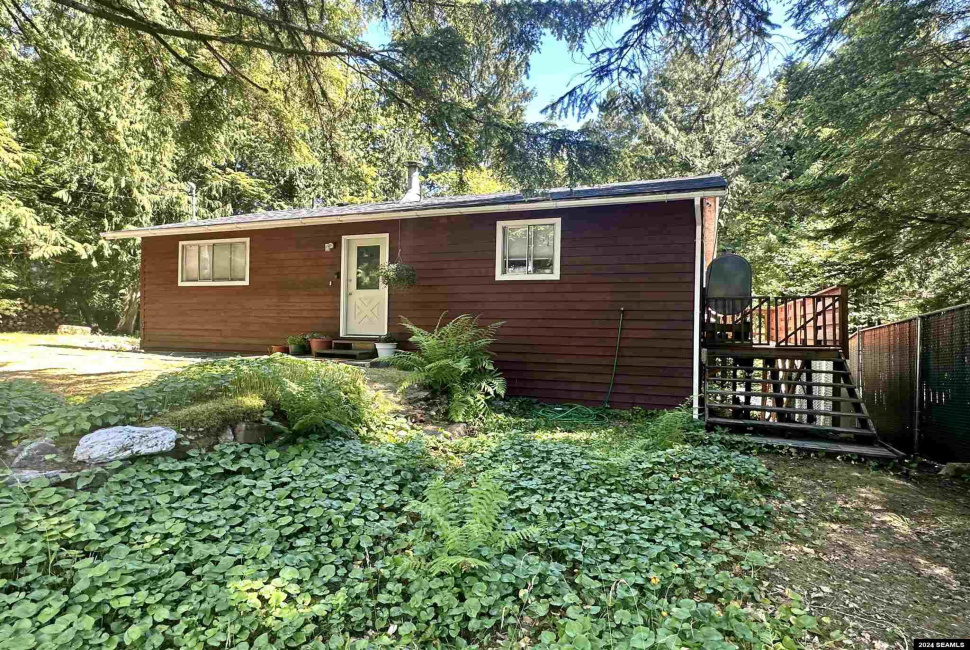 1350 Woodside Drive, Ketchikan, 99901, 2 Bedrooms Bedrooms, 0 ,1 BathroomBathrooms,Single Family,Residential,Woodside Drive,0,24531