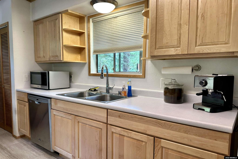 1350 Woodside Drive, Ketchikan, 99901, 2 Bedrooms Bedrooms, 0 ,1 BathroomBathrooms,Single Family,Residential,Woodside Drive,0,24531
