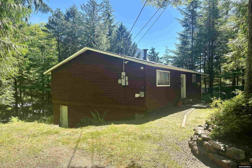 1350 Woodside Drive, Ketchikan, 99901, 2 Bedrooms Bedrooms, 0 ,1 BathroomBathrooms,Single Family,Residential,Woodside Drive,0,24531