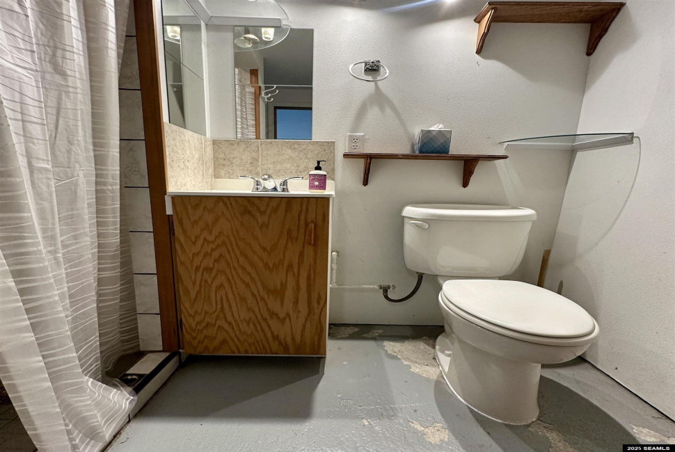 22 Clover View Road, Ketchikan, 99901, 3 Bedrooms Bedrooms, 0 ,3 BathroomsBathrooms,Single Family,Residential,Clover View Road,0,25781