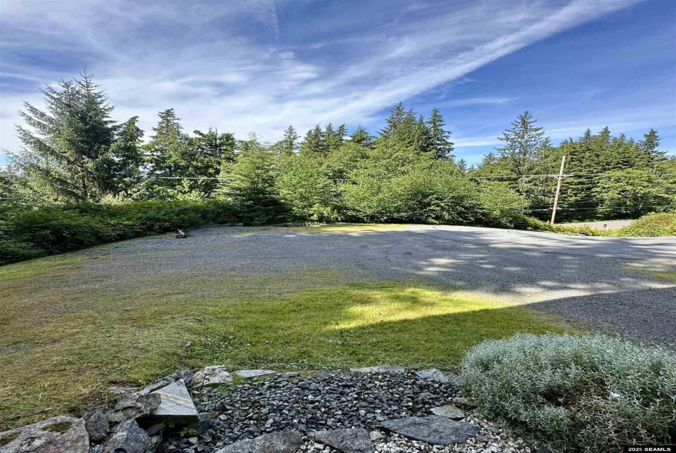 22 Clover View Road, Ketchikan, 99901, 3 Bedrooms Bedrooms, 0 ,3 BathroomsBathrooms,Single Family,Residential,Clover View Road,0,25781