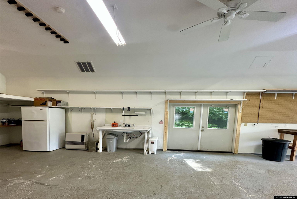 22 Clover View Road, Ketchikan, 99901, 3 Bedrooms Bedrooms, 0 ,3 BathroomsBathrooms,Single Family,Residential,Clover View Road,0,25781