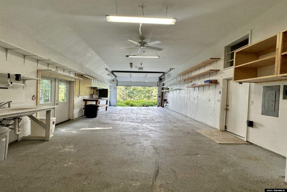 22 Clover View Road, Ketchikan, 99901, 3 Bedrooms Bedrooms, 0 ,3 BathroomsBathrooms,Single Family,Residential,Clover View Road,0,25781