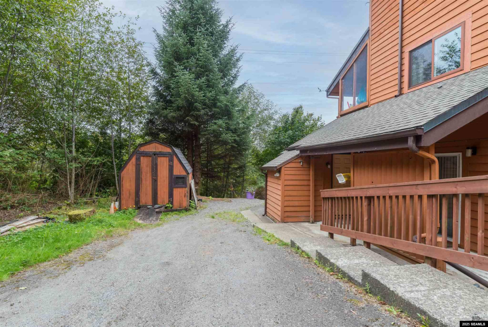 3560 Fairview Avenue, Ketchikan, 99901, 3 Bedrooms Bedrooms, 0 ,2 BathroomsBathrooms,Condominium,Residential,Fairview Avenue,0,25839