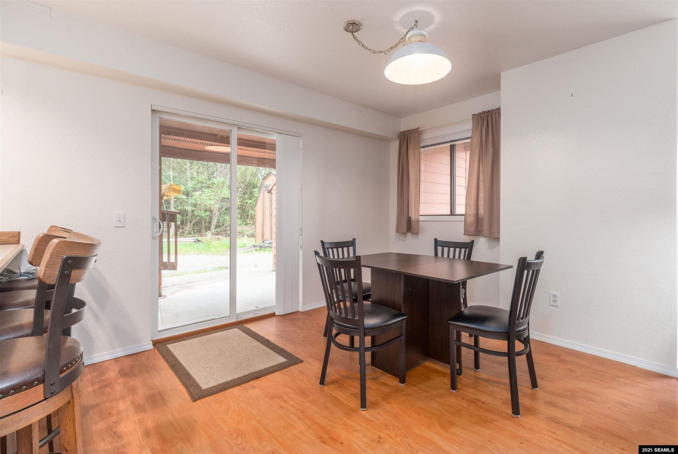3560 Fairview Avenue, Ketchikan, 99901, 3 Bedrooms Bedrooms, 0 ,2 BathroomsBathrooms,Condominium,Residential,Fairview Avenue,0,25839
