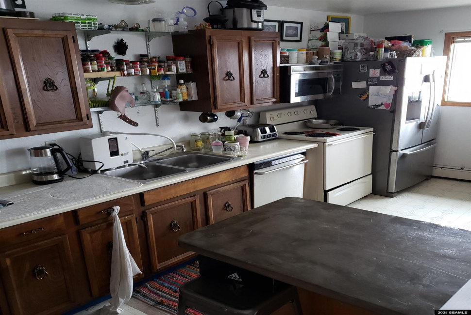 6414 South Tongass Highway, Ketchikan, Alaska 99901, 0 , 0 ,0,Four Plex,Multifamily,South Tongass Highway,0,25884