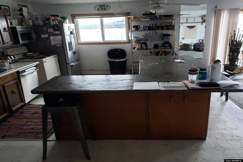 6414 South Tongass Highway, Ketchikan, Alaska 99901, 0 , 0 ,0,Four Plex,Multifamily,South Tongass Highway,0,25884