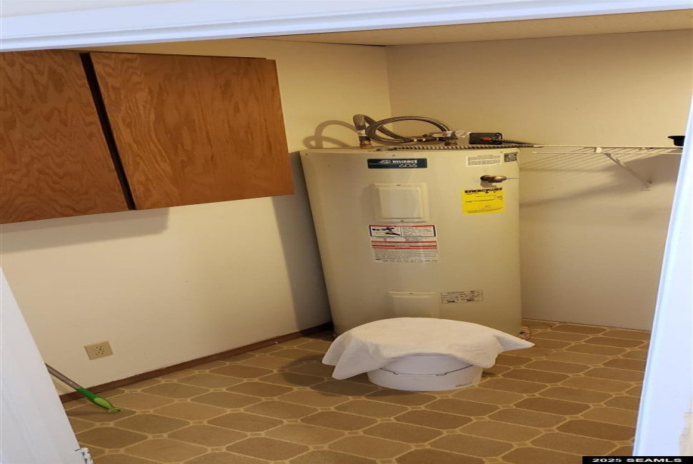 6414 South Tongass Highway, Ketchikan, Alaska 99901, 0 , 0 ,0,Four Plex,Multifamily,South Tongass Highway,0,25884