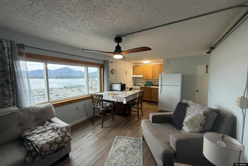 2415 Hemlock Avenue, Ketchikan, 99901, 1 Bedroom Bedrooms, 0 ,1 BathroomBathrooms,Condominium,Residential,Hemlock Avenue,0,25907