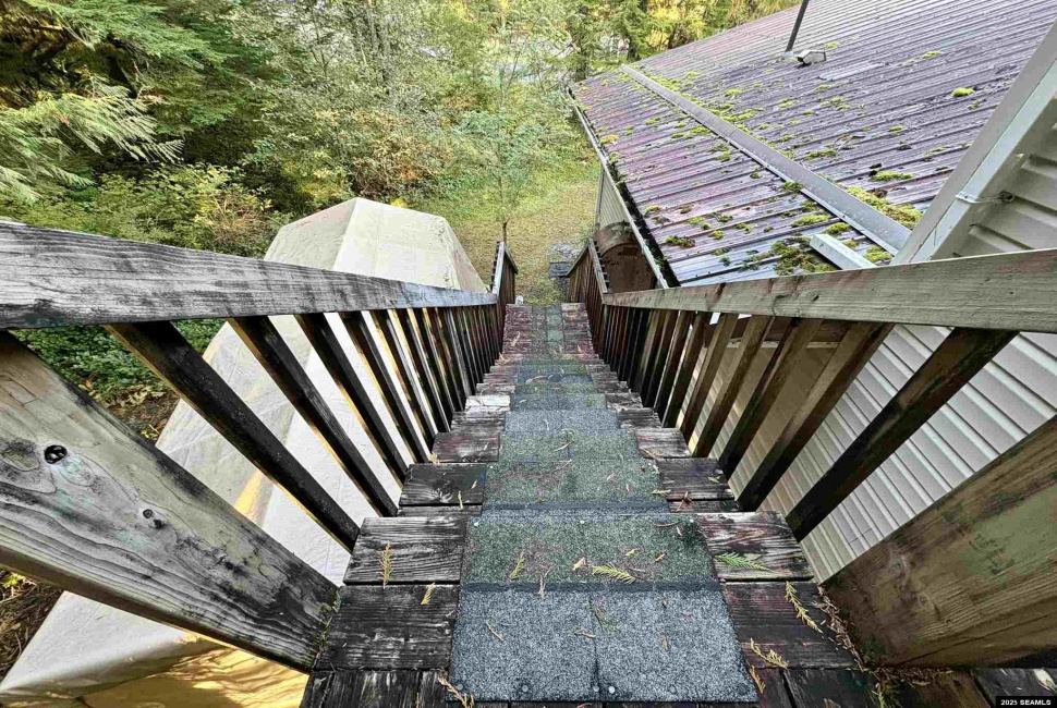 5765 Anna Court, Ketchikan, 99901, 2 Bedrooms Bedrooms, 0 ,1 BathroomBathrooms,Single Family,Residential,Anna Court,0,25910