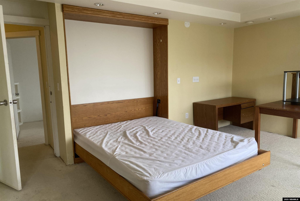 320 Bawden Street, Ketchikan, 99901, 1 Bedroom Bedrooms, 0 ,1 BathroomBathrooms,Condominium,Residential,Bawden Street,0,25915