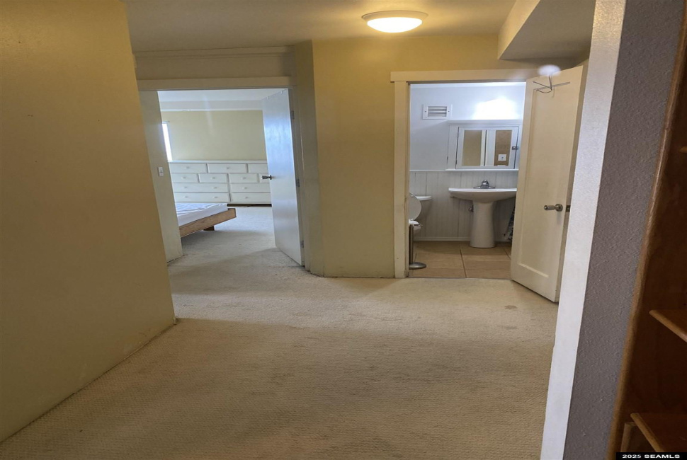 320 Bawden Street, Ketchikan, 99901, 1 Bedroom Bedrooms, 0 ,1 BathroomBathrooms,Condominium,Residential,Bawden Street,0,25915