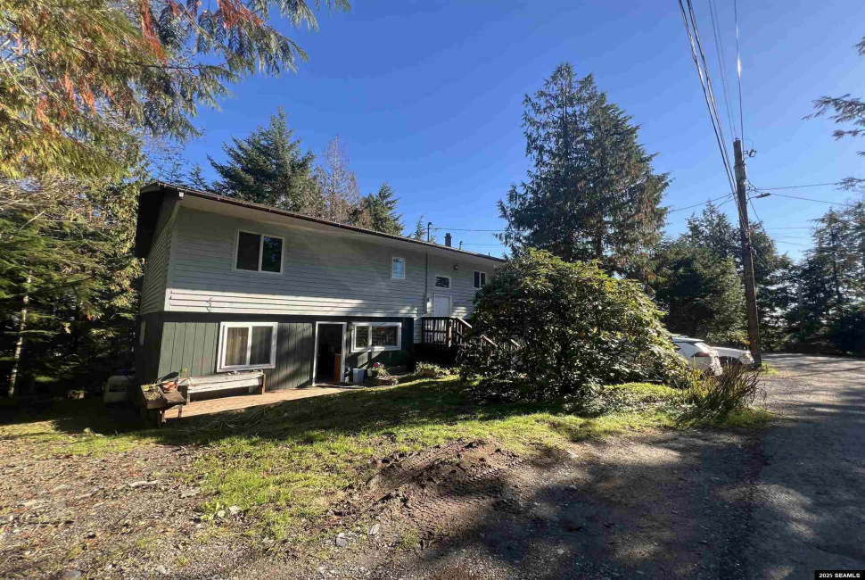 97 A/B Huckleberry Circle, Ketchikan, Alaska 99901, 0 , 0 ,0,Duplex,Multifamily,Huckleberry Circle,0,25917
