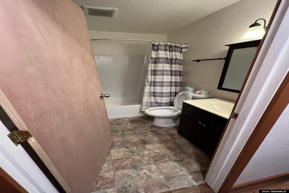 592 A/B Salmonberry Circle, Ketchikan, Alaska 99901, 0 , 0 ,0,Duplex,Multifamily,Salmonberry Circle,0,25918