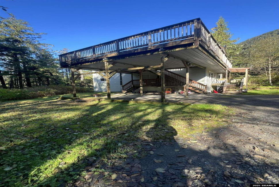 592 A/B Salmonberry Circle, Ketchikan, Alaska 99901, 0 , 0 ,0,Duplex,Multifamily,Salmonberry Circle,0,25918
